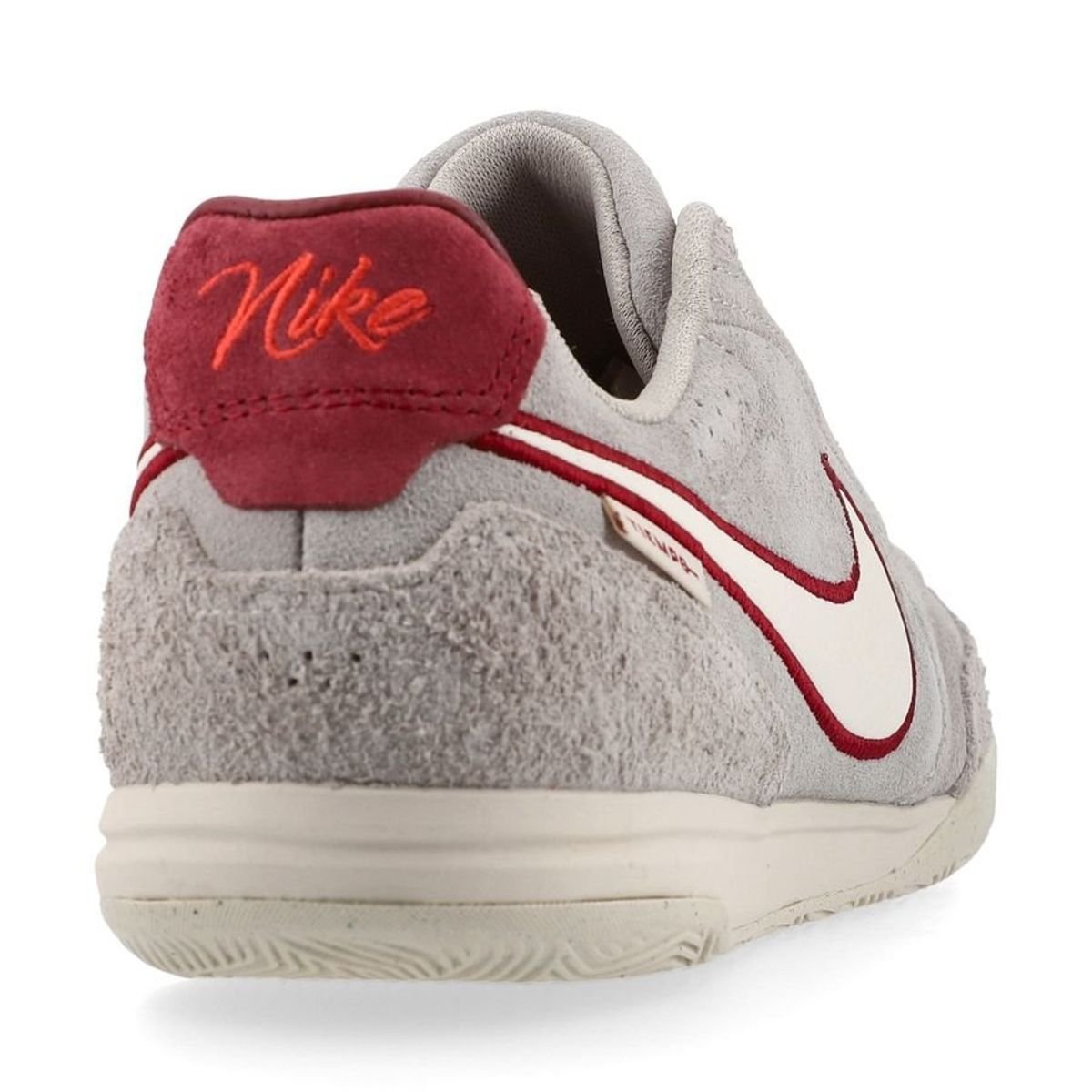 Nike Tiempo Streetgato IC - Moon Particle/Team Red 6 Nike Tiempo Streetgato IC - Moon Particle/Team Red - Image 6